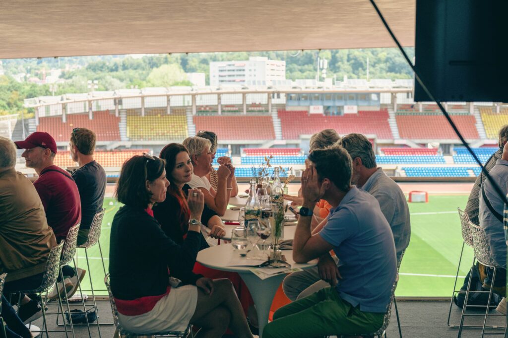 Event's image: Ephemeral tables: The places of sport
