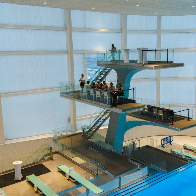 Les Tables Éphémères : les lieux du sport – Centre aquatique de la Vaudoise Aréna