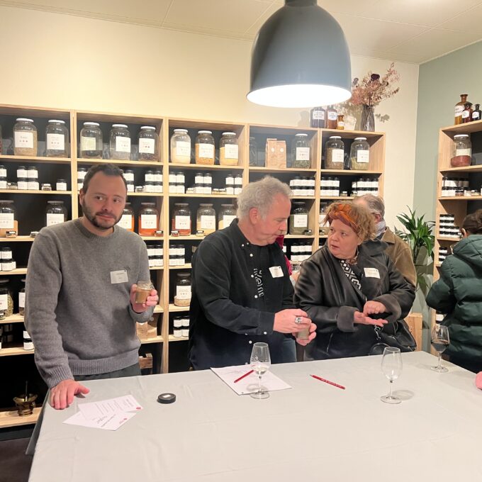 Apéro des membres – Aromathèque